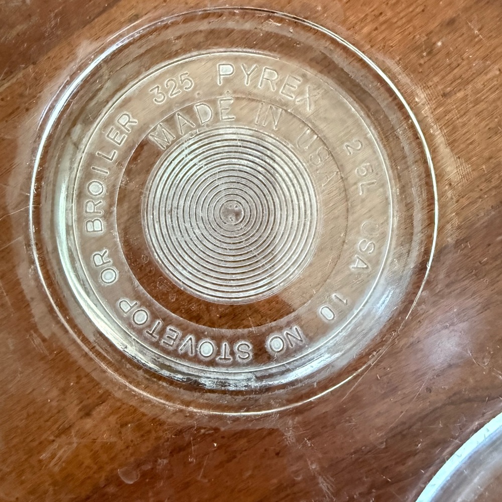 Pyrex Clear Glass Nesting Bowls Mixing Bowl Set of 3 - #325, #323, and #322 - Picture 10 of 13